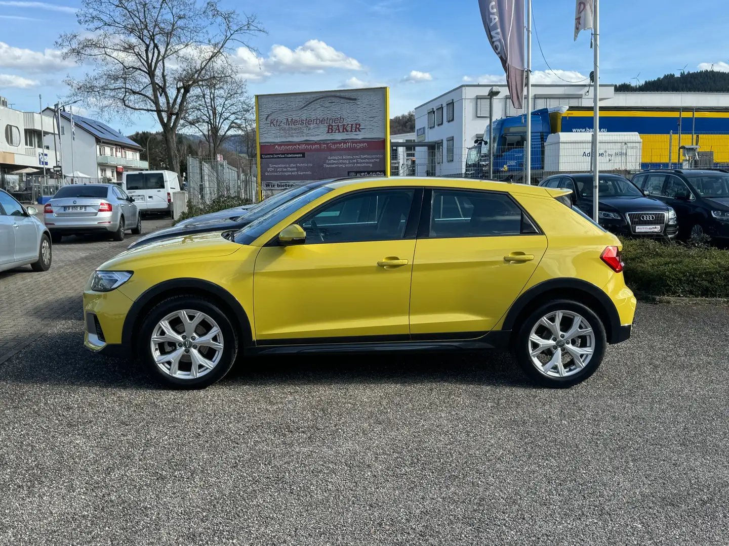 Audi A1 35 TFSI CityCarver Gelb - 2