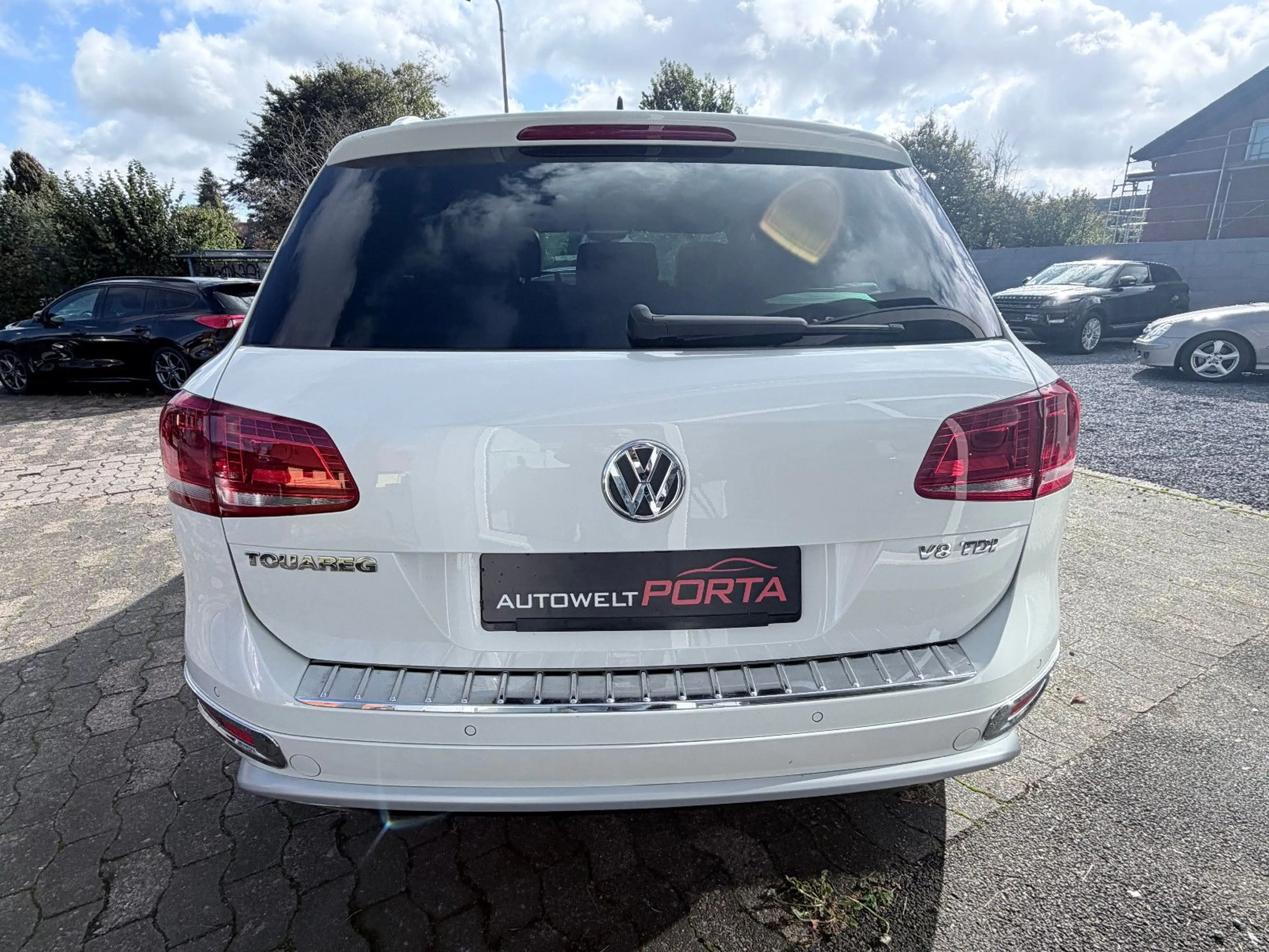Volkswagen Touareg 4.2 V8 TDI Excl./360/PANO/"22"/AHK — photo 4