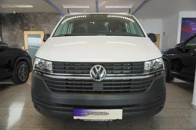 Volkswagen Transporter view 2