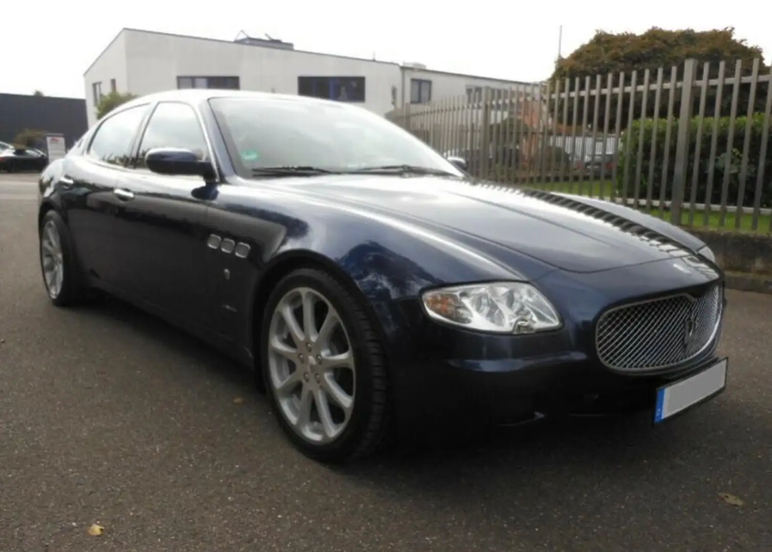 Maserati Quattroporte Executive GT DuoSelect Megavoll,Chauffeur Paket Bleu - 2