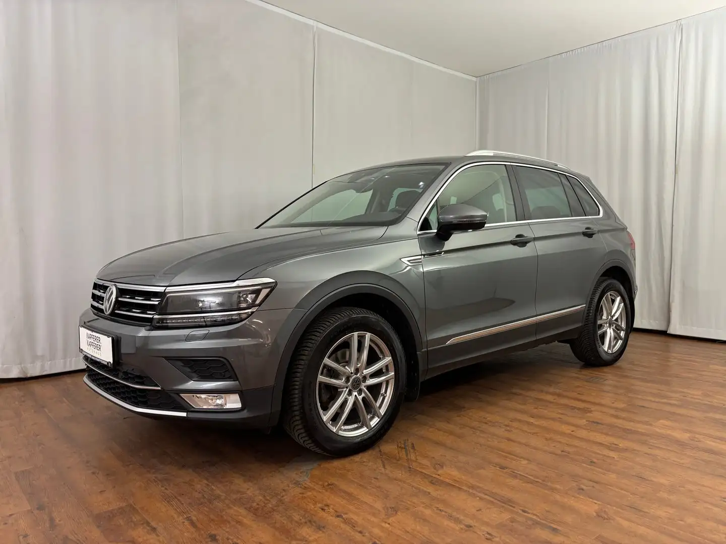 Volkswagen Tiguan Comfortline TDI SCR 4MOTION DSG Grau - 1