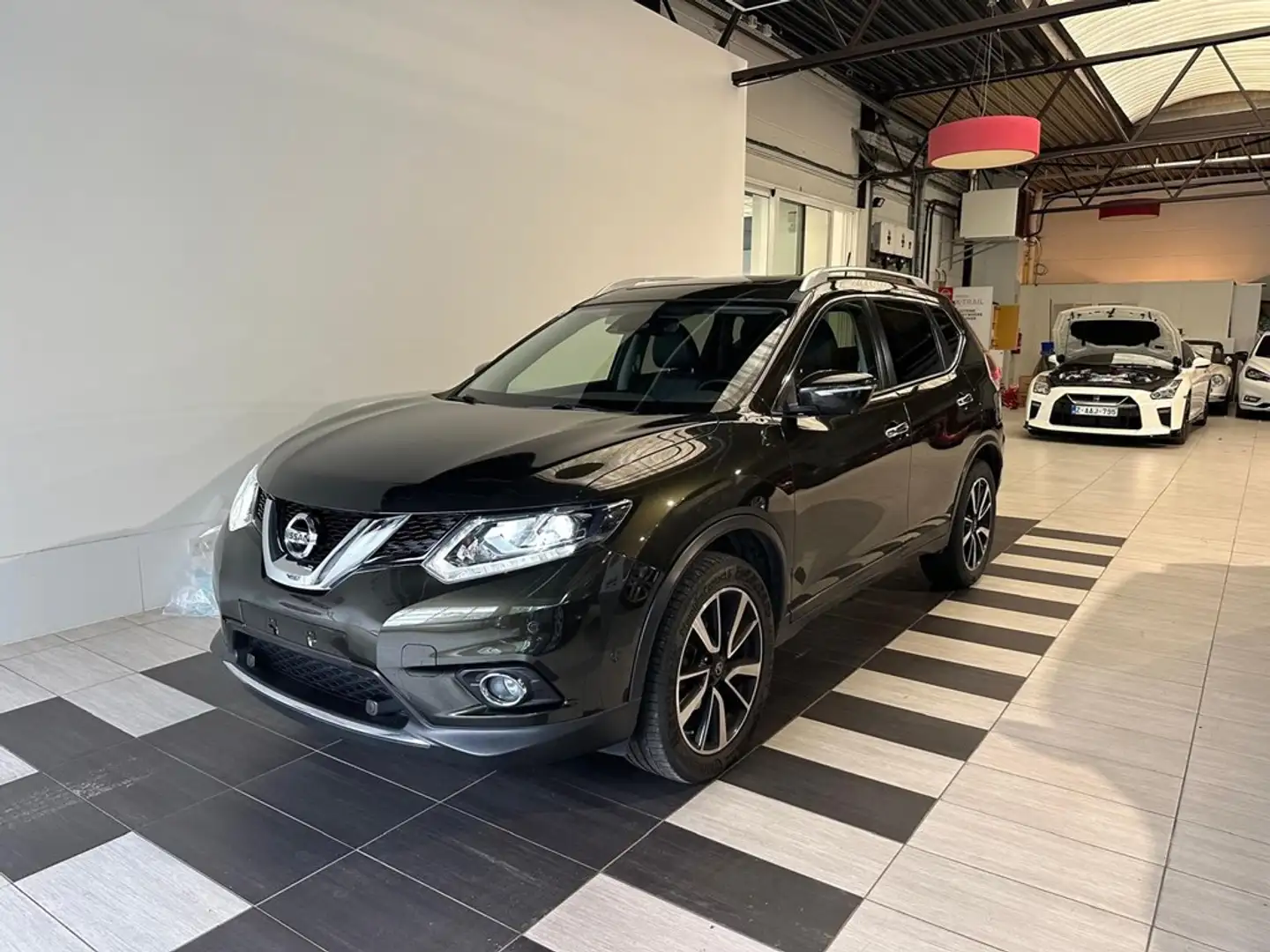 Nissan X-Trail 1.6DCI TEKNA/FULL OPTION Groen - 1