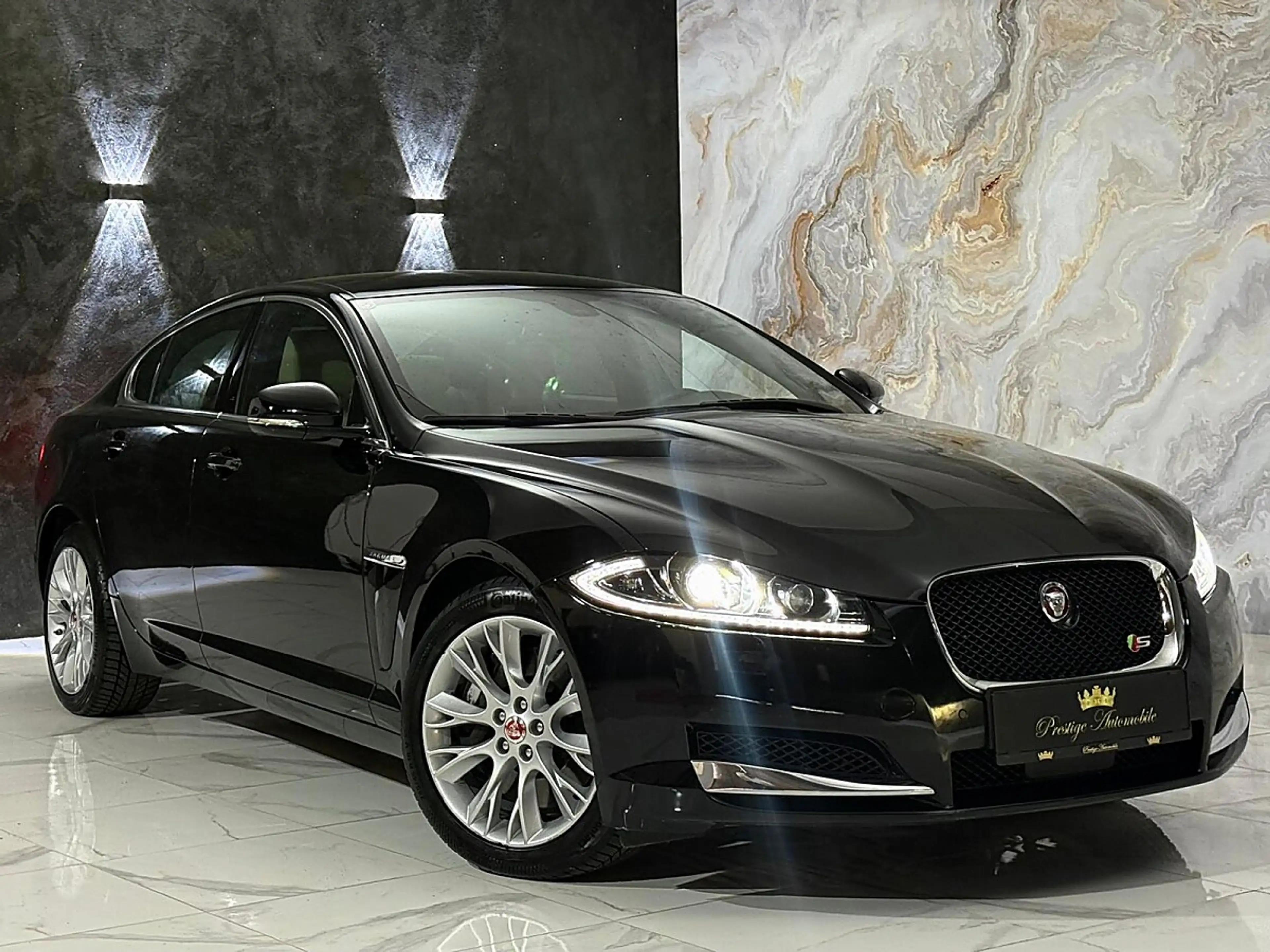 Jaguar XF 3,0 Diesel S Luxury * 1.BESITZ * PERFEKTER ZUST... — photo 9