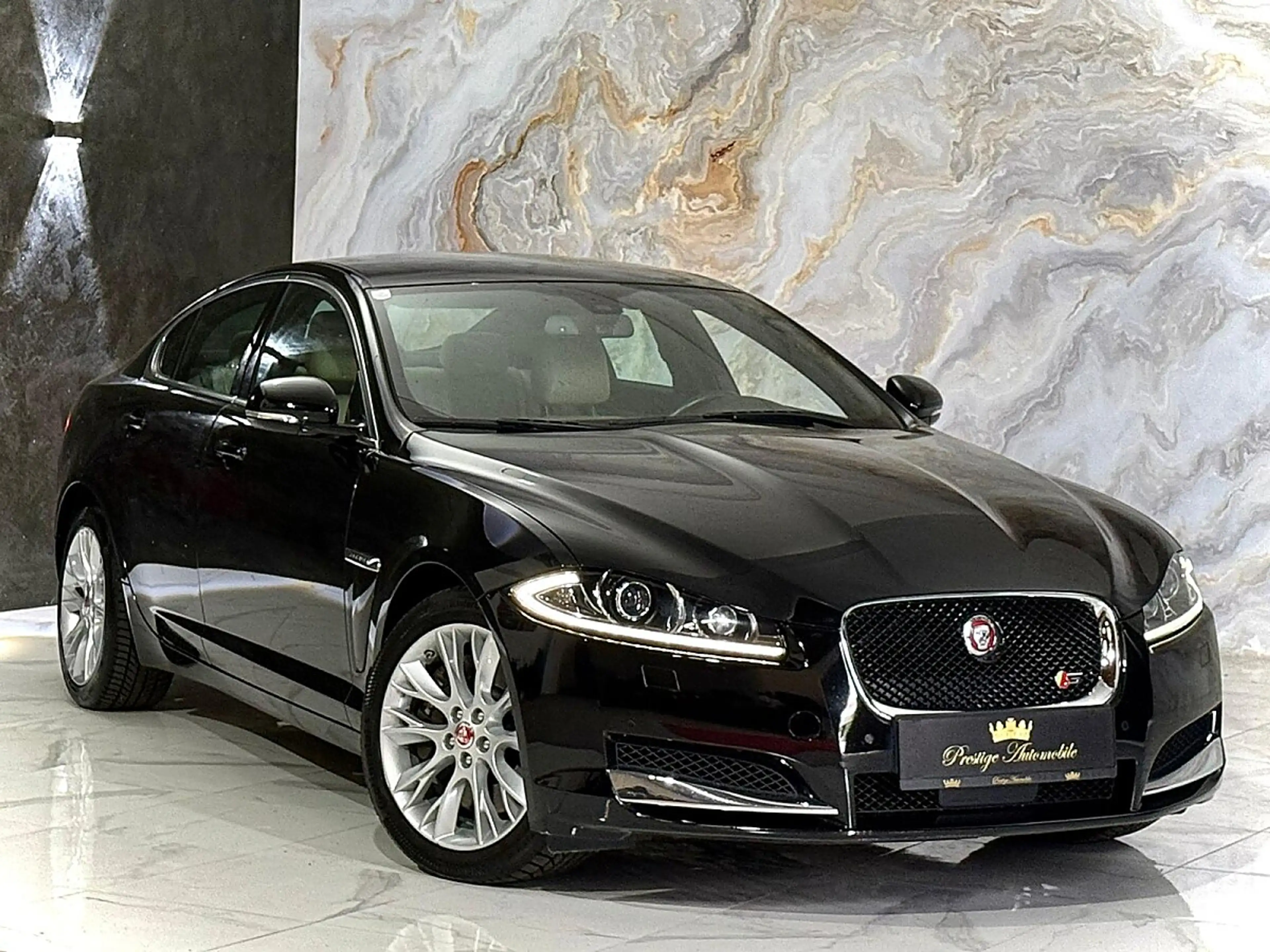 Jaguar XF 3,0 Diesel S Luxury * 1.BESITZ * PERFEKTER ZUST... — photo 7
