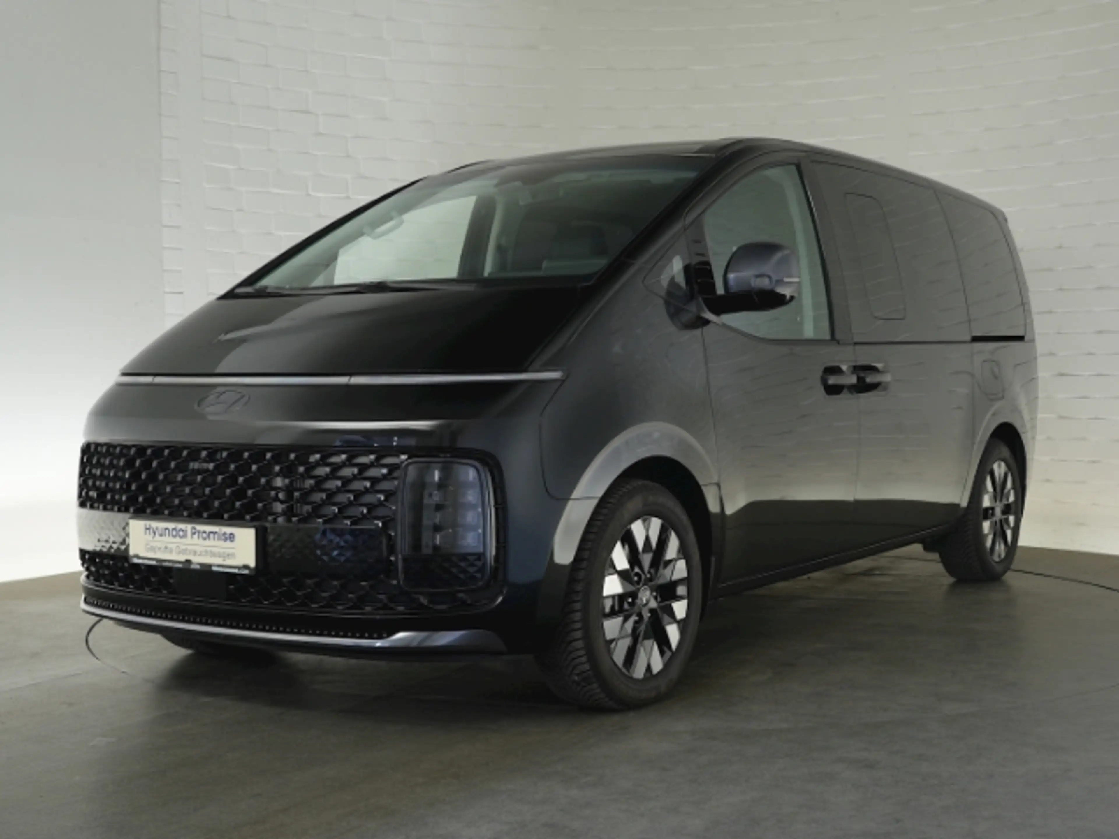 Hyundai STARIA HEV SIGNATURE AT 7-SITZER+VOLL LED+NAVI+360 GRAD K — photo 2