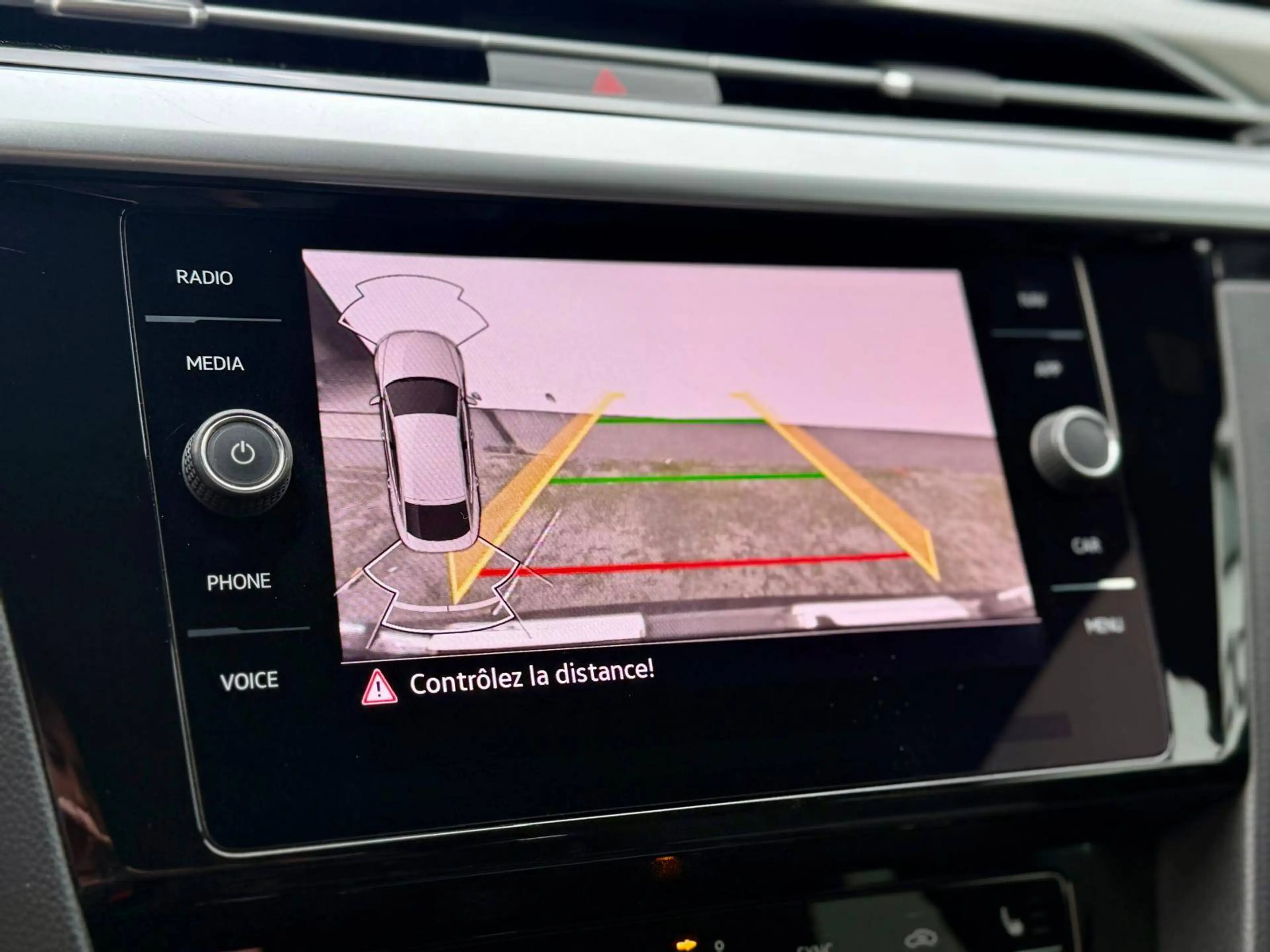 Volkswagen Arteon 2.0 TDi SCR R-LINE DSG COCKPIT CARPLAY GPS CAMERA — photo 11