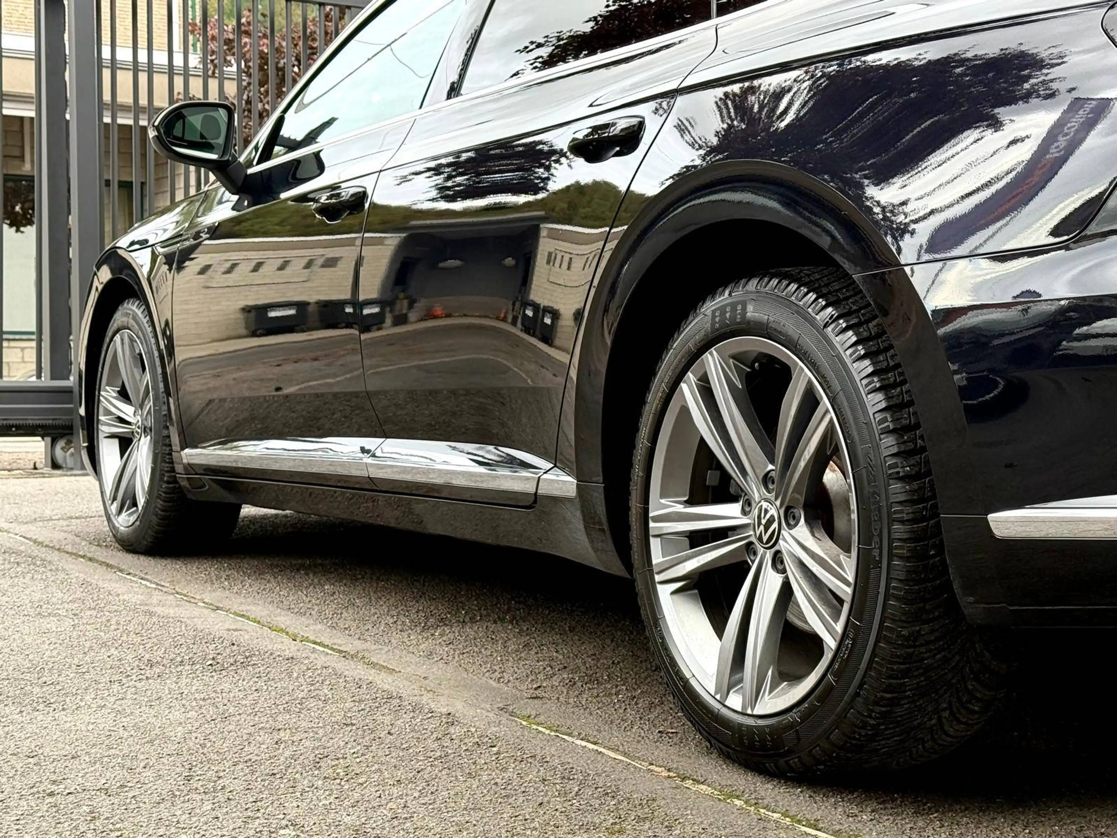 Volkswagen Arteon 2.0 TDi SCR R-LINE DSG COCKPIT CARPLAY GPS CAMERA — photo 7