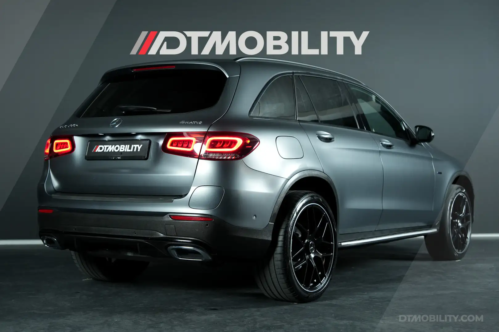 Mercedes-Benz GLC 300 300e 4MATIC Premium + | Burmester | Pano | Sfeer Grijs - 2