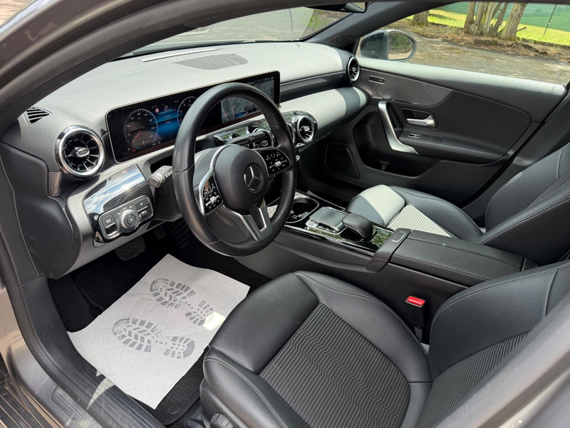 Mercedes-Benz A 180 *Night-Paket,Leder,Kamera,MBUX* — photo 7