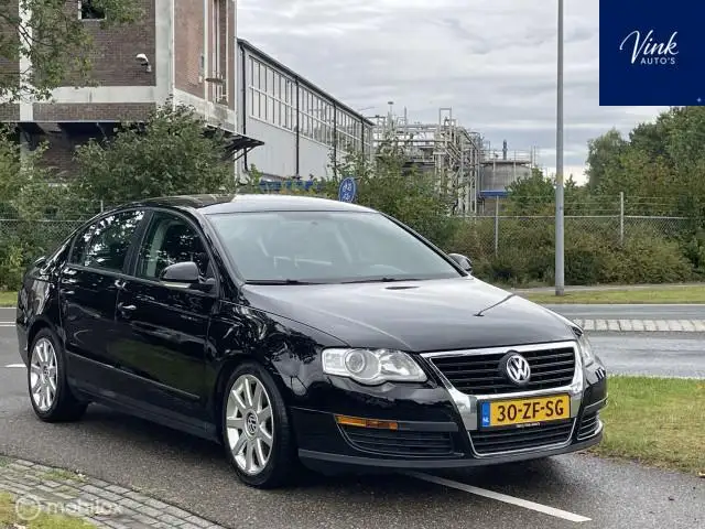 Volkswagen Passat 1.6 Businessline | Navigatie | Riem VV | Trekhaak