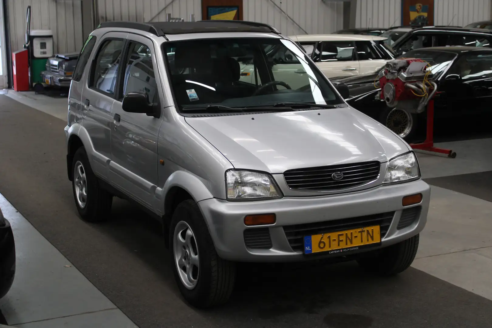 Daihatsu Terios 1.3 SX NAP, Airco, Trekhaak, Stuurbekrachtiging Grijs - 2