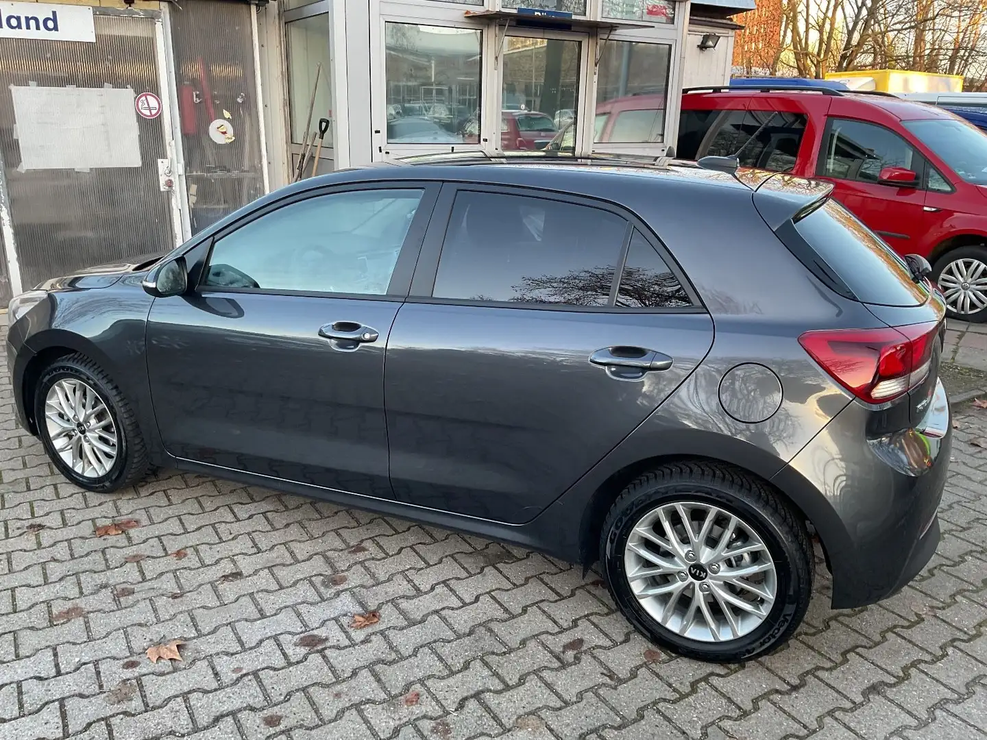 Kia Rio Dream Team Grau - 2