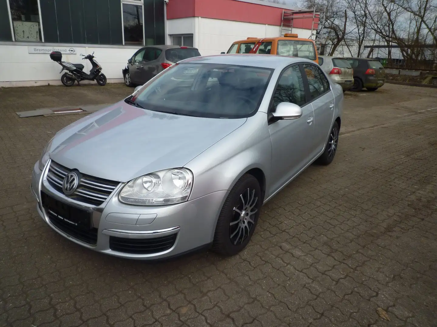 Volkswagen Jetta V Trendline VIELE NEUTEILE!!!!! Plateado - 1