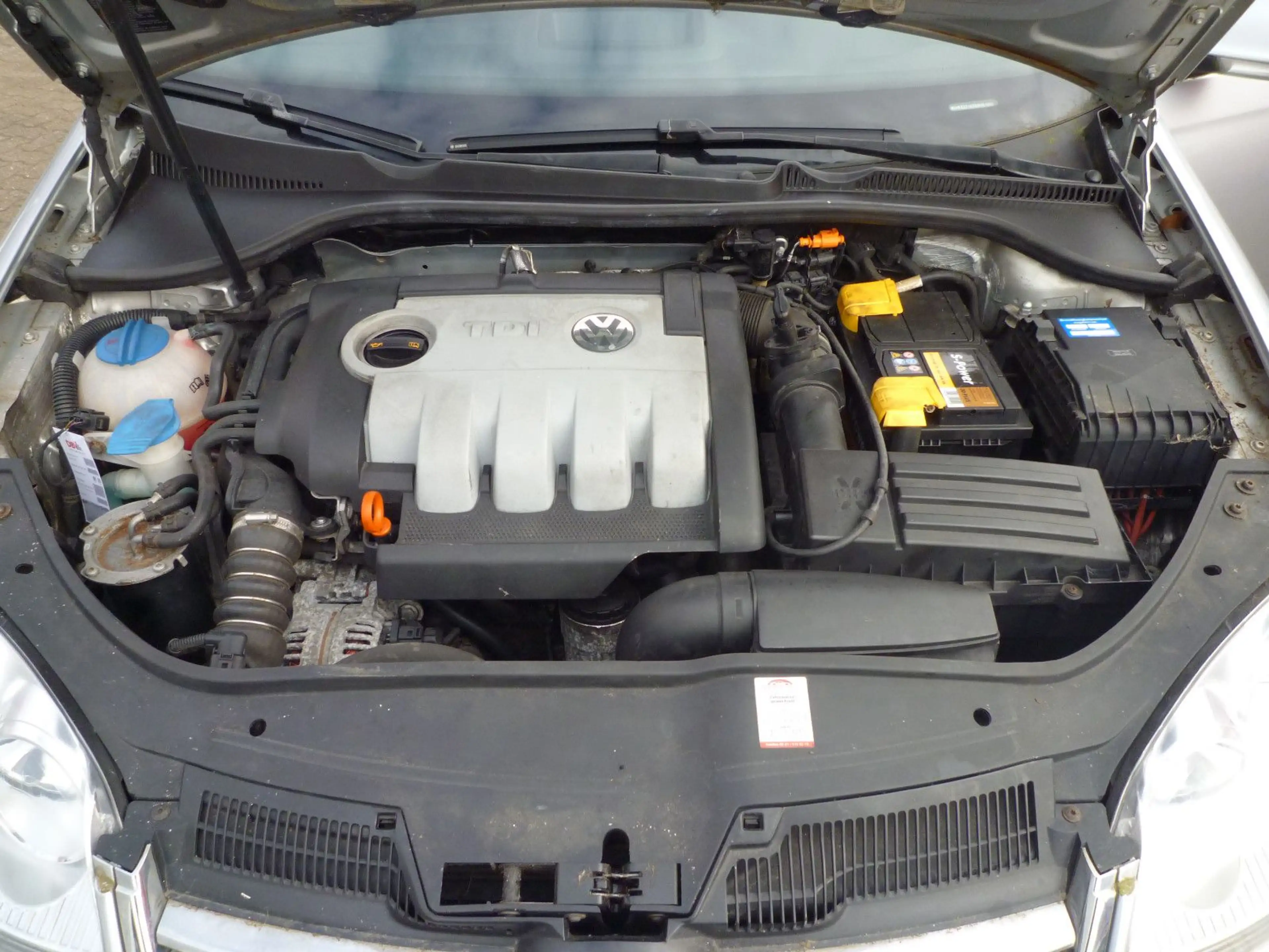Volkswagen Jetta V Trendline VIELE NEUTEILE!!!!! — photo 12