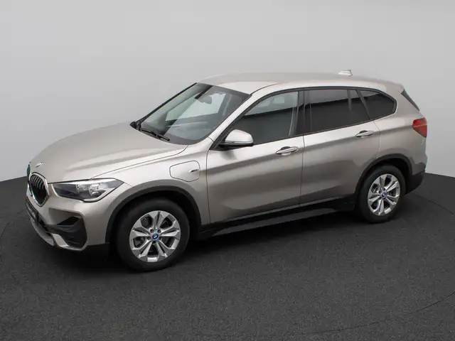 BMW X1 view 12