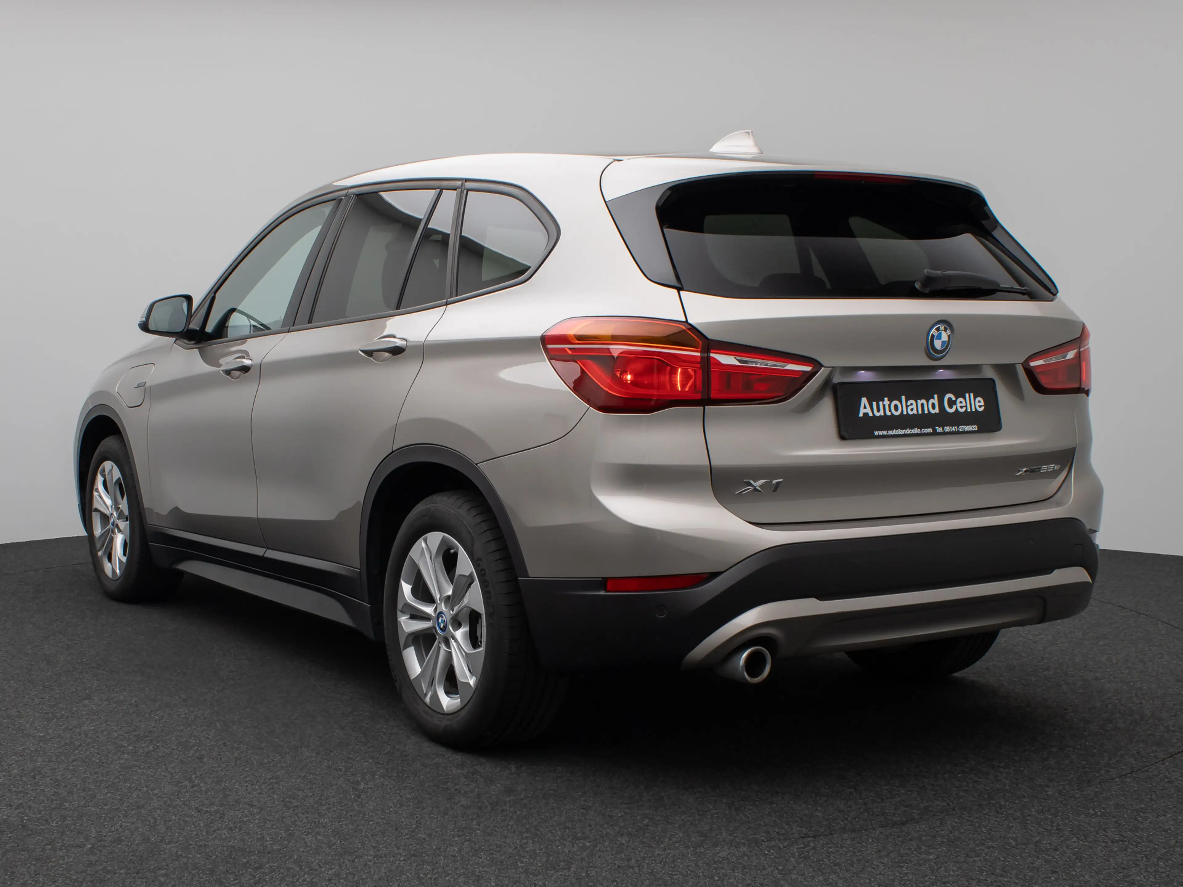 BMW X1 DAB Navi Lordos Geschwindigkeitsreg — photo 9