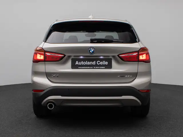 BMW X1 view 8