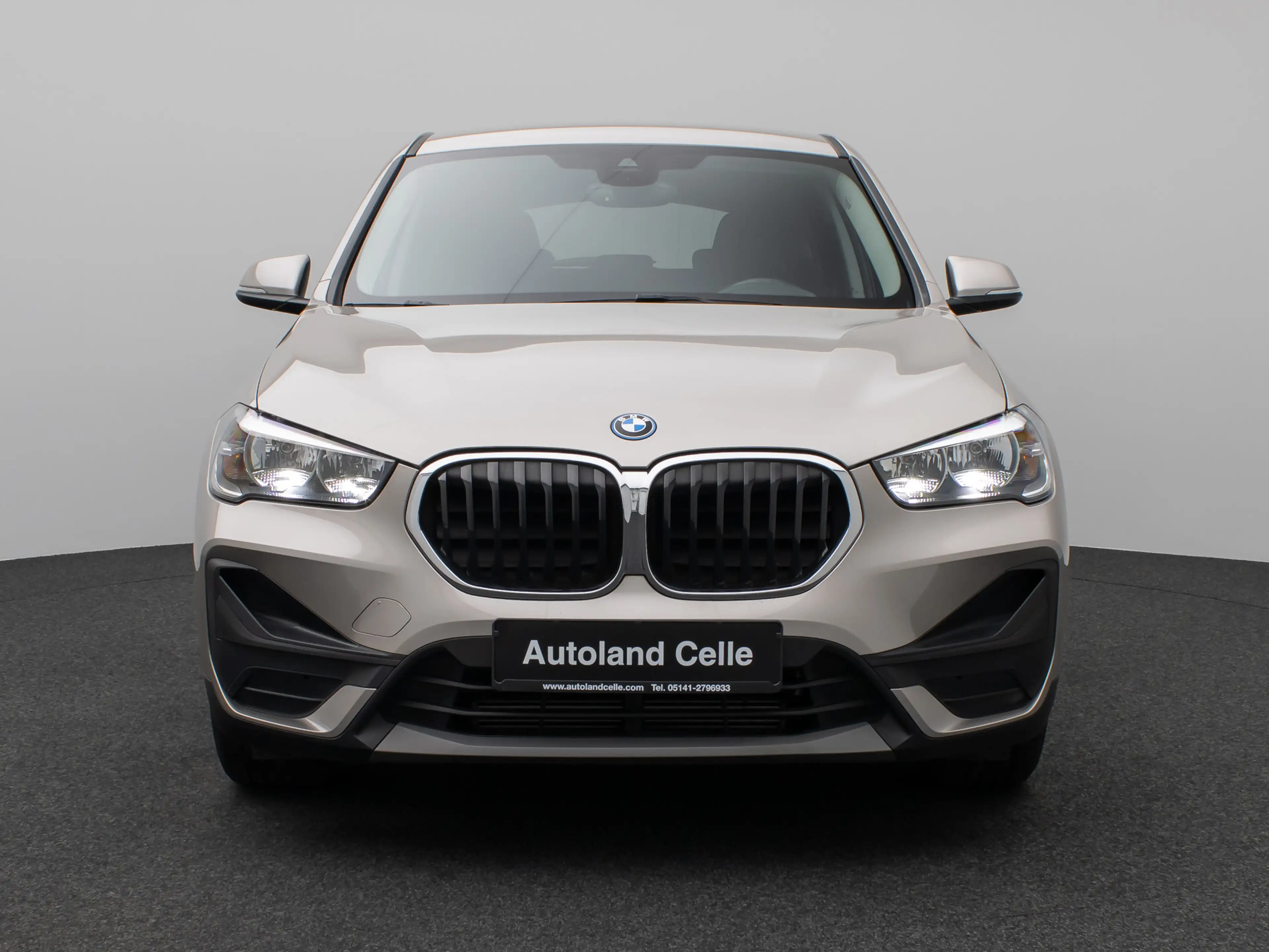 BMW X1 DAB Navi Lordos Geschwindigkeitsreg — photo 2