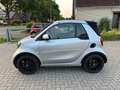 smart forTwo Cabrio Prime SPORT-90PS-LED-NAVI-JBL-KAM Silber - thumbnail 4