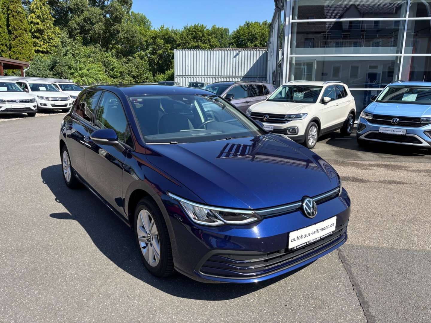 Volkswagen Golf nuo 287 €/ mėn Benzinas 2020m. Sedanas Mechaninė