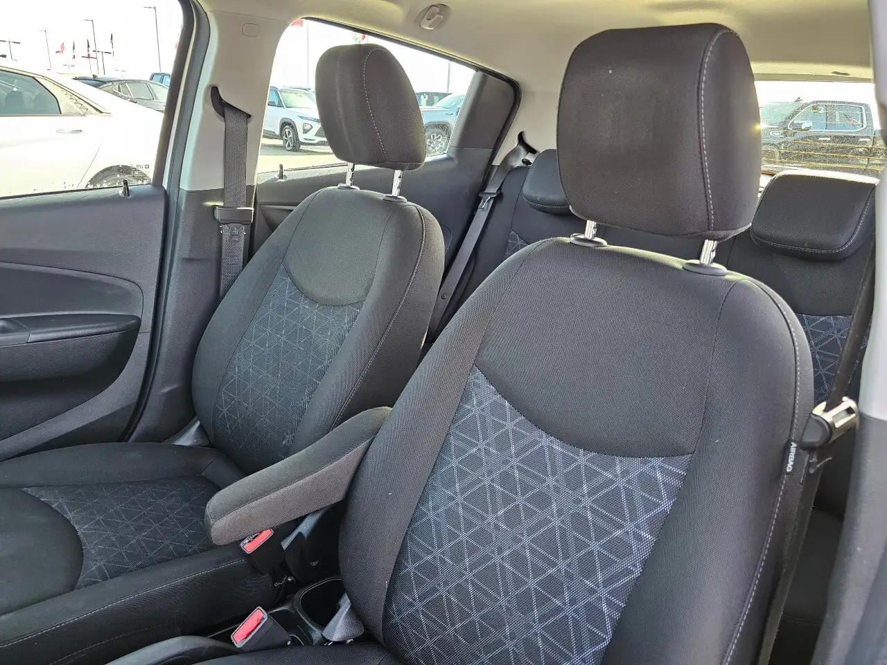 Chevrolet Spark снимка Chevrolet Spark