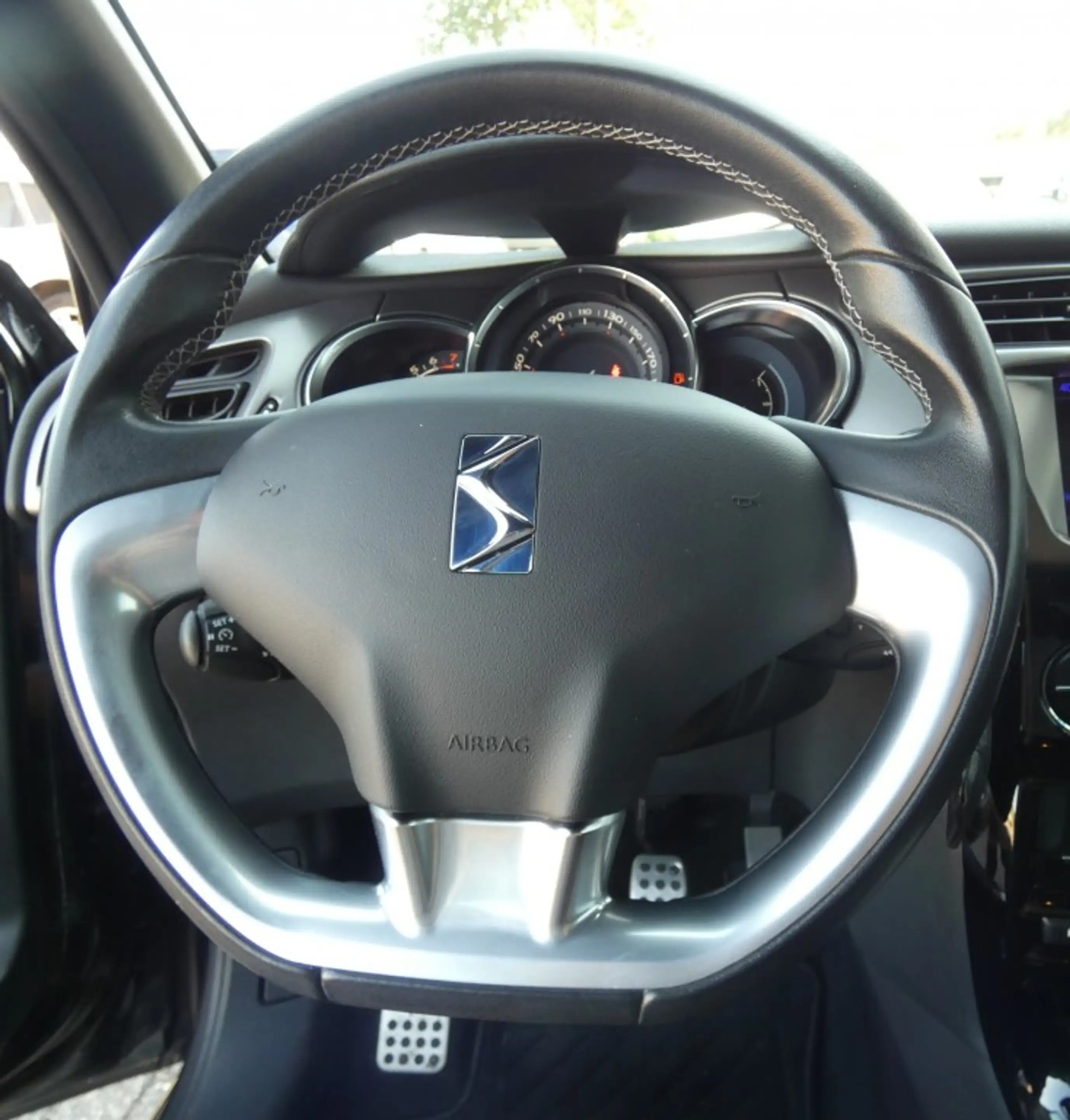 DS Automobiles DS 3 1.2 PURETECH Business,Navi,DAB,Cruise,PDC,Bltooth, — photo 12