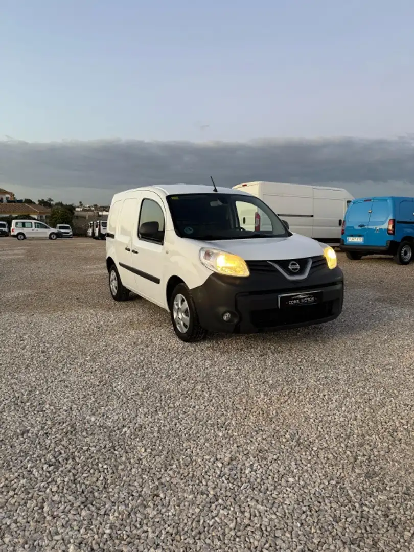 Nissan NV250 NISSAN Industrial Manual de 4 Puertas Blanc - 1