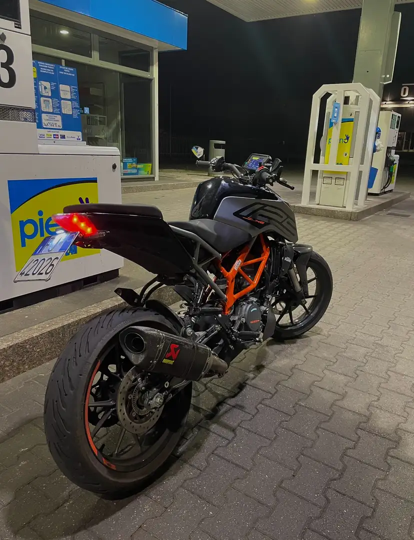 KTM 125 Duke ABS Szürke - 2