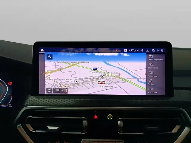 BMW X4 view 13