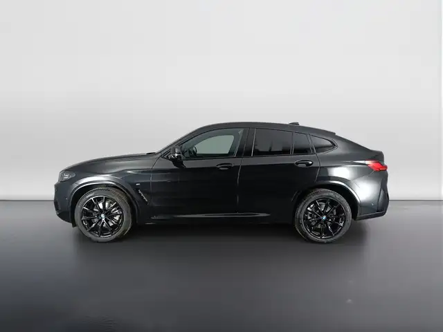 BMW X4 view 6