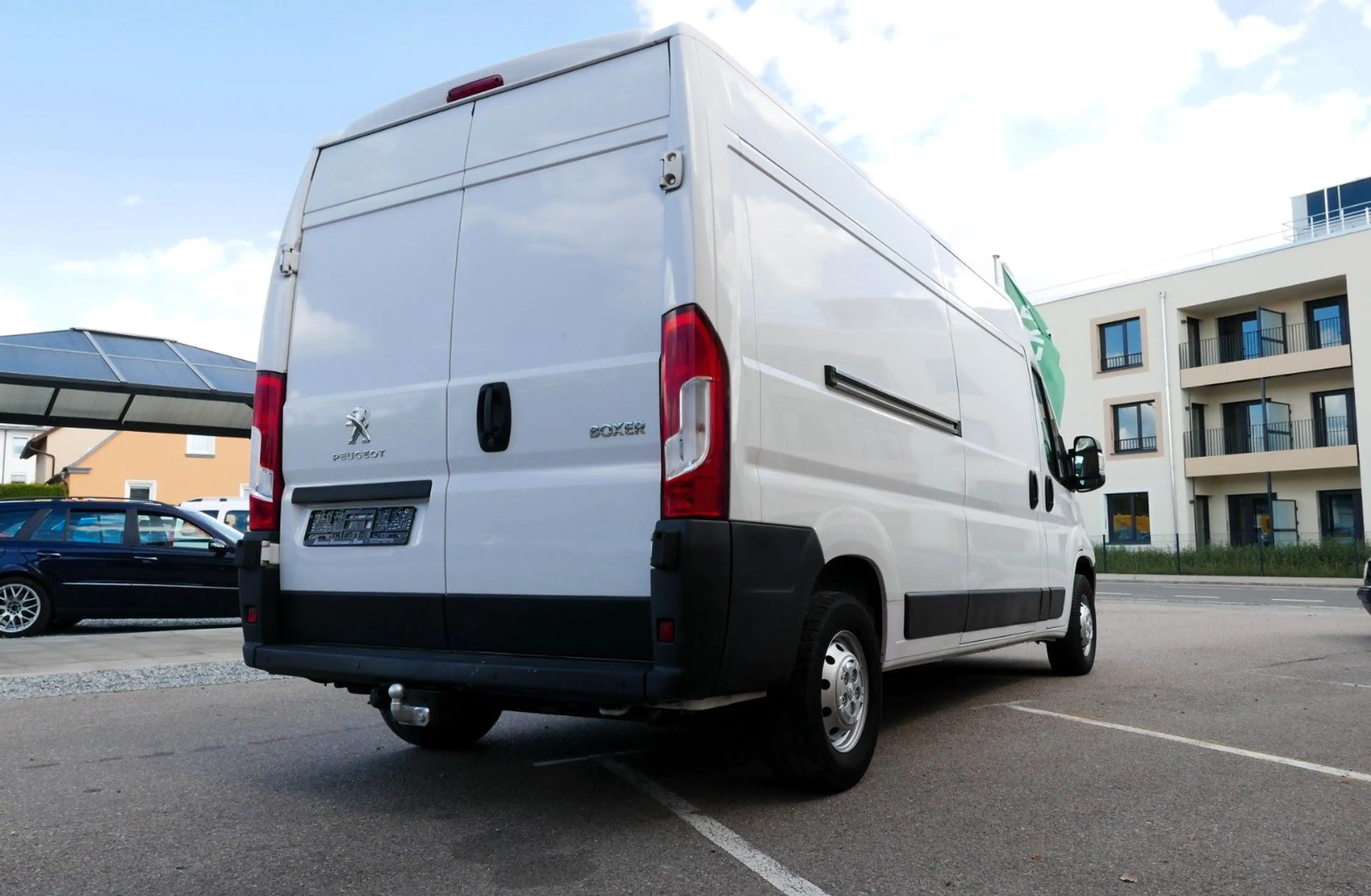 Peugeot Boxer Kasten Hochraum 333 L3H2 Pro BlueHDi 120 S — photo 12