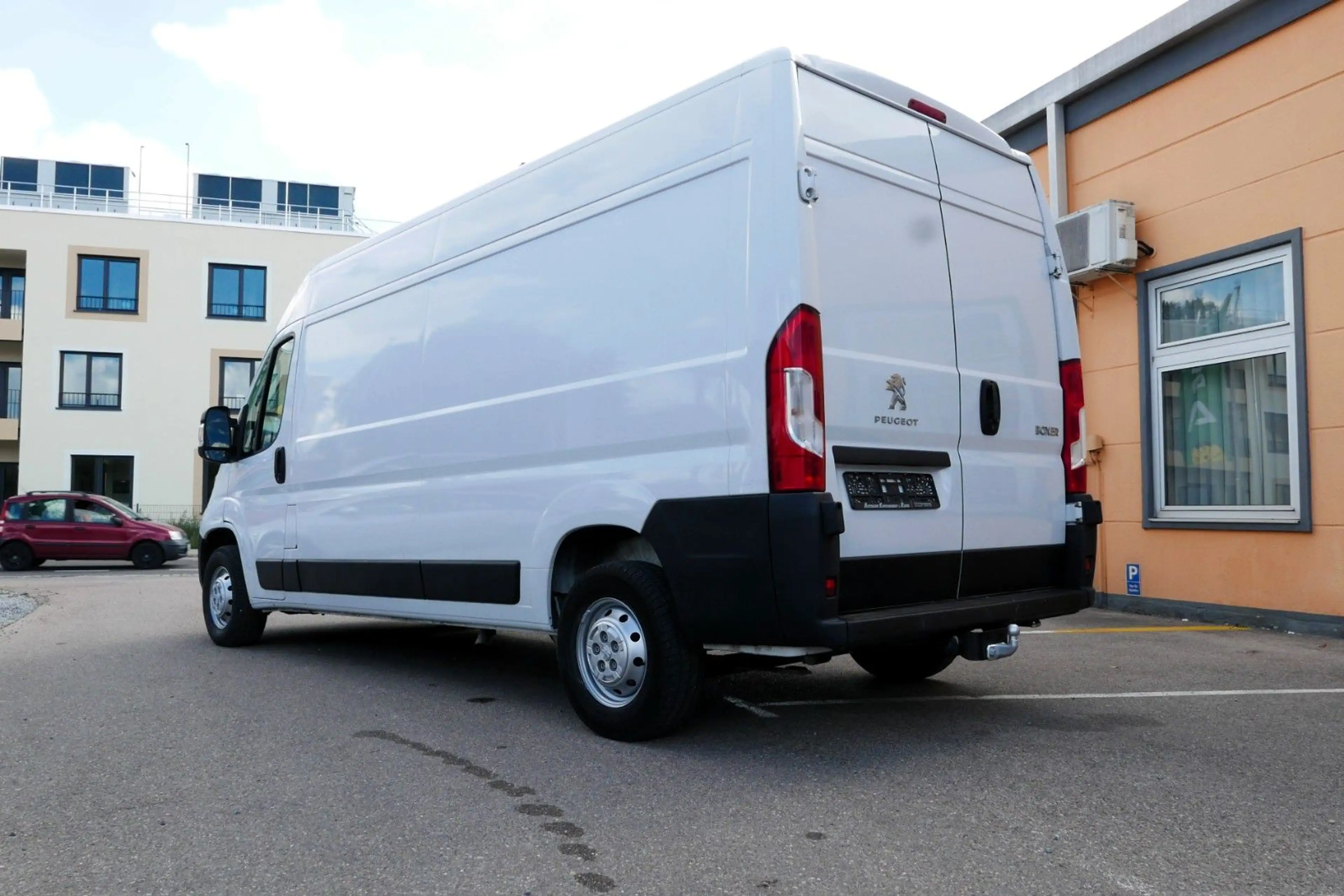 Peugeot Boxer Kasten Hochraum 333 L3H2 Pro BlueHDi 120 S — photo 11