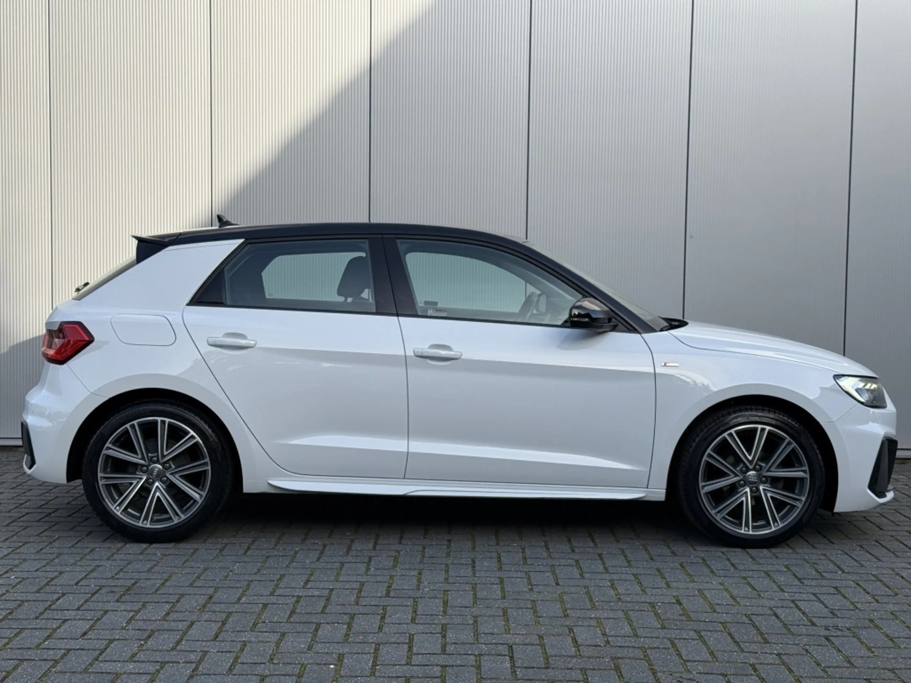 Audi A1 Sportback 25 TFSI S-line Carplay PDC Cruisecontrol — photo 4