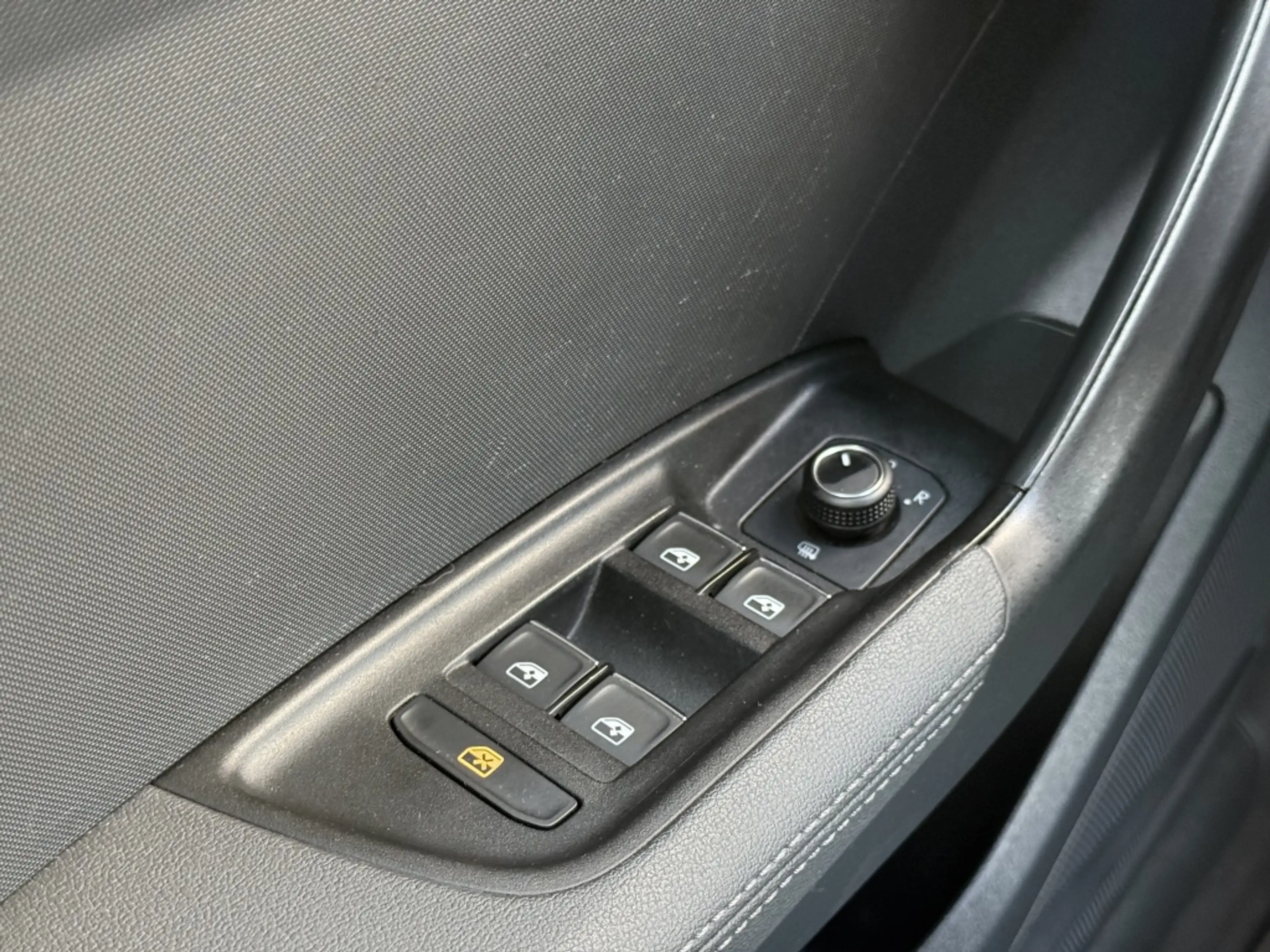 Audi A1 Sportback 25 TFSI S-line Carplay PDC Cruisecontrol — photo 17