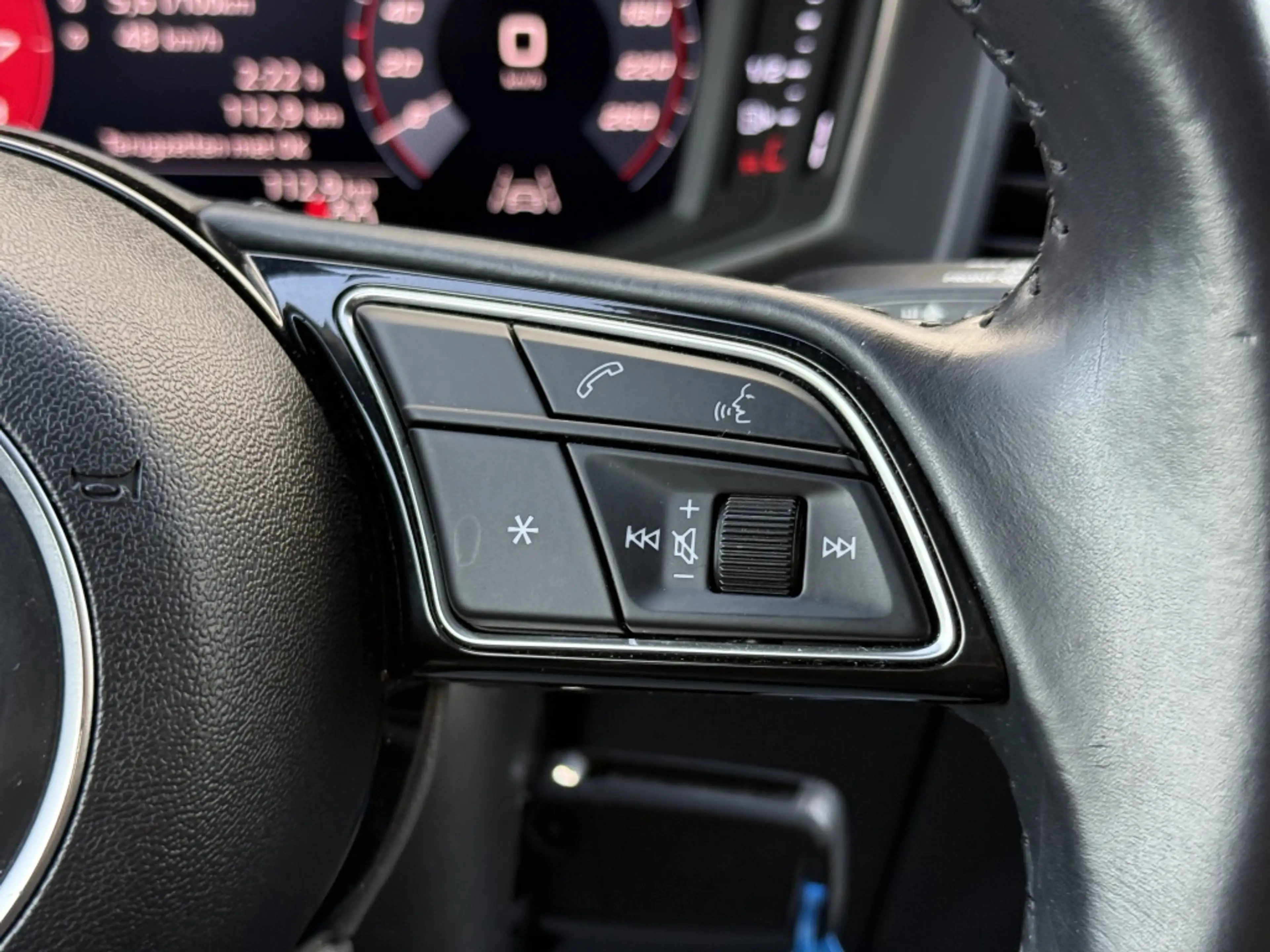 Audi A1 Sportback 25 TFSI S-line Carplay PDC Cruisecontrol — photo 16