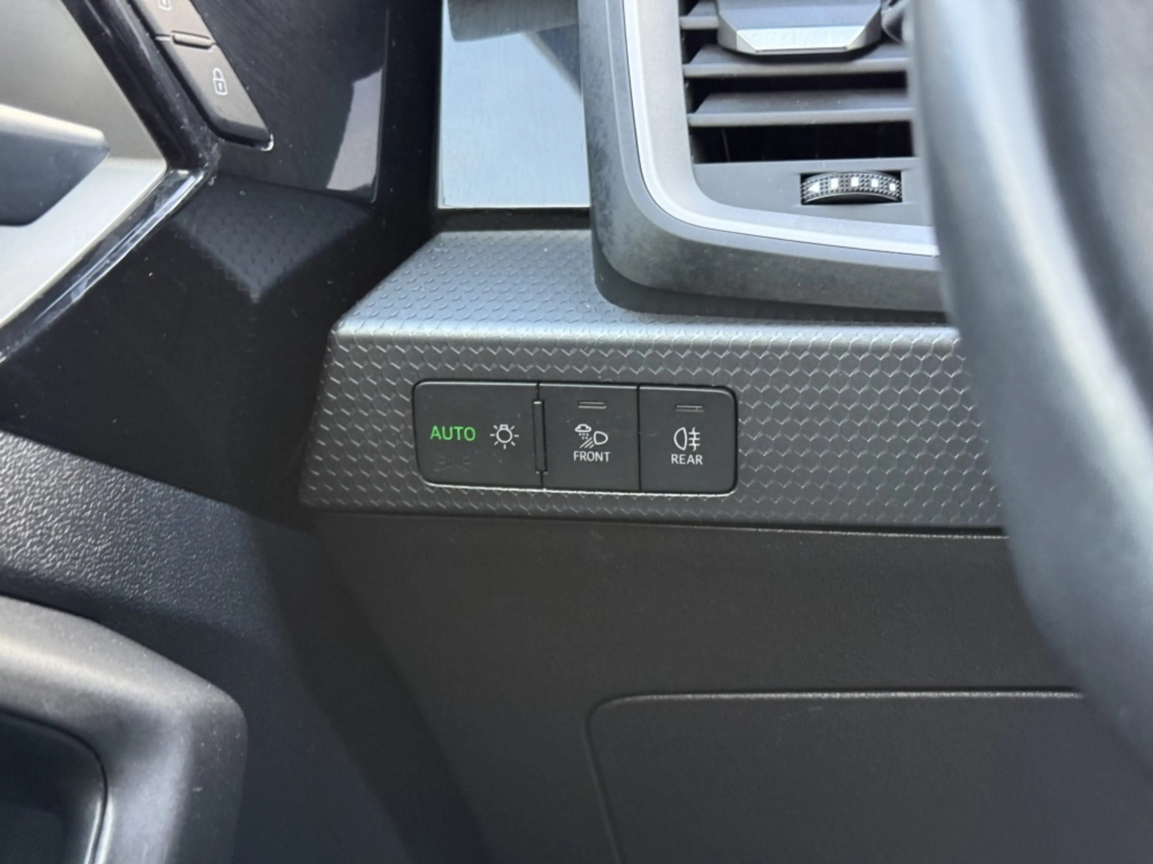 Audi A1 Sportback 25 TFSI S-line Carplay PDC Cruisecontrol — photo 18