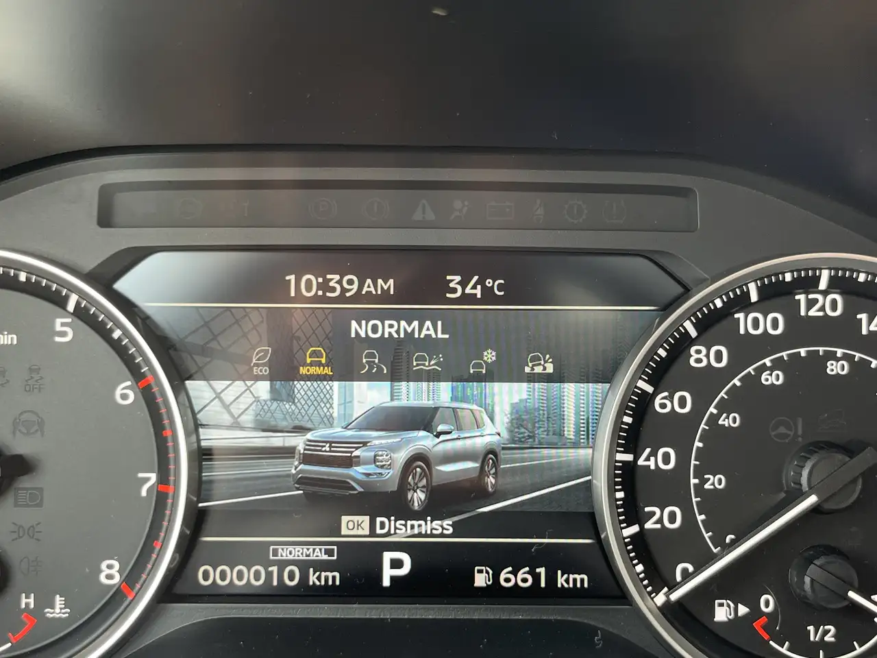 Mitsubishi Outlander снимка Mitsubishi Outlander
