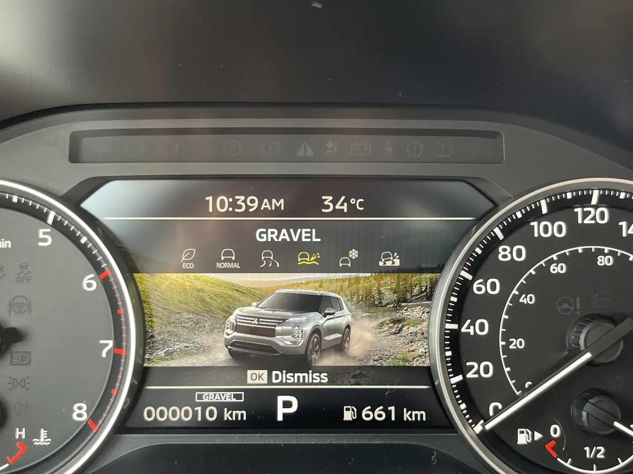 Mitsubishi Outlander снимка Mitsubishi Outlander