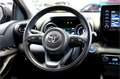 Toyota Yaris 1.5 Hybrid 85kW/115pk CVT Dynamic SOUNDPAKKET + AD Grau - thumbnail 18
