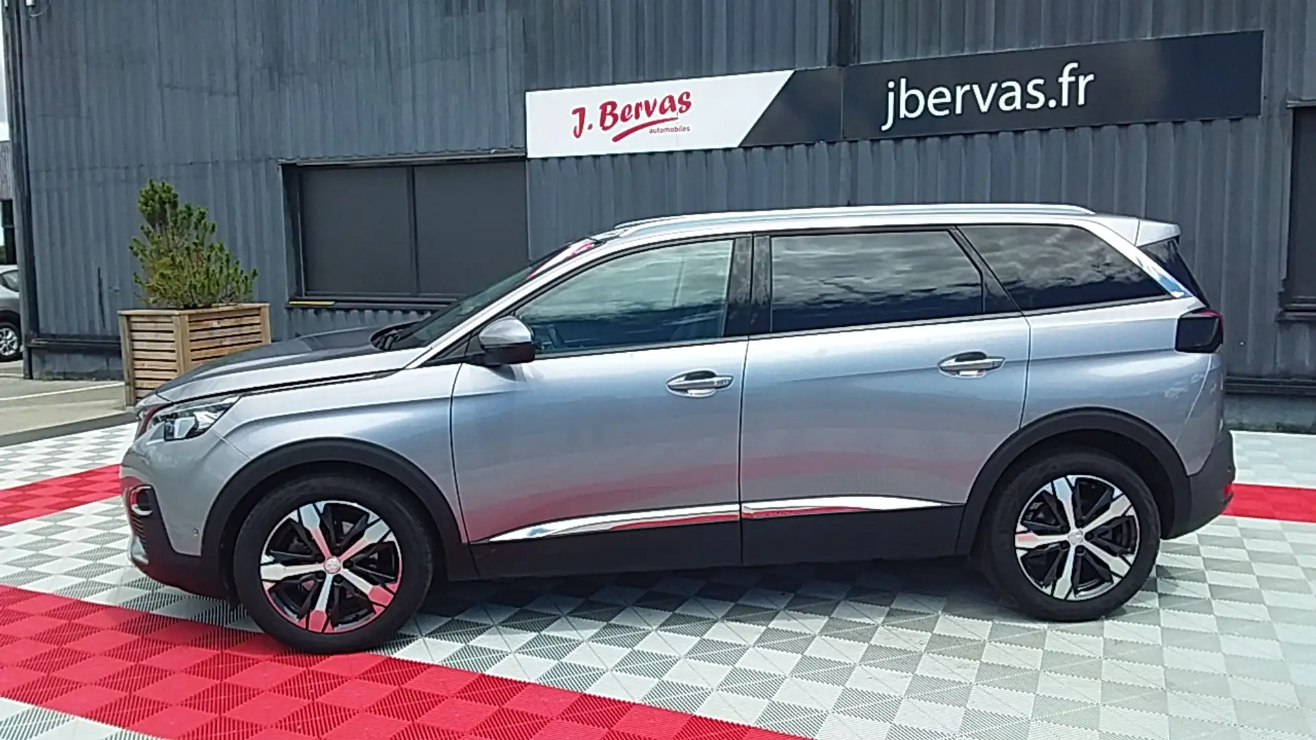 Peugeot 5008 1.6 BlueHDi 120ch S&S Allure Business Gris - 2