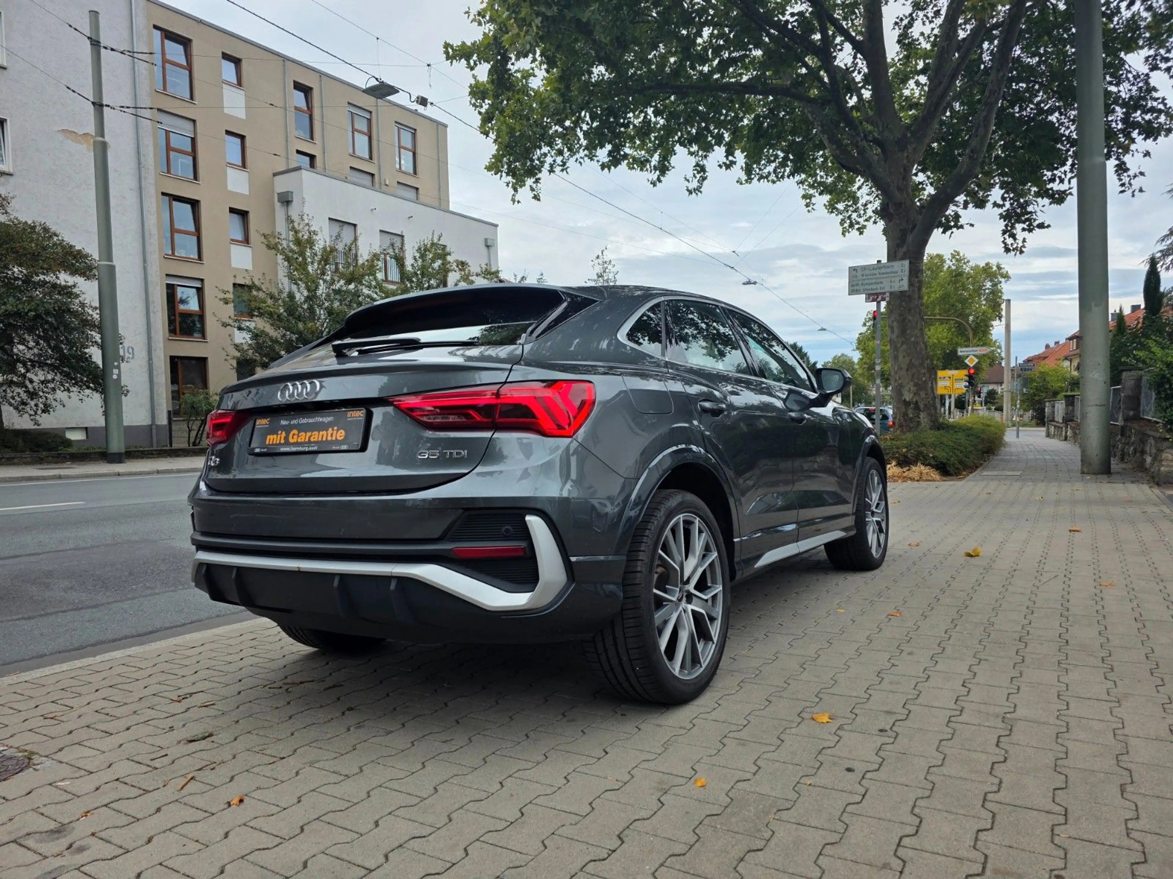 Audi Q3 Sportback 35 TDI S line Autom,Leder,Navi,Kam — photo 13