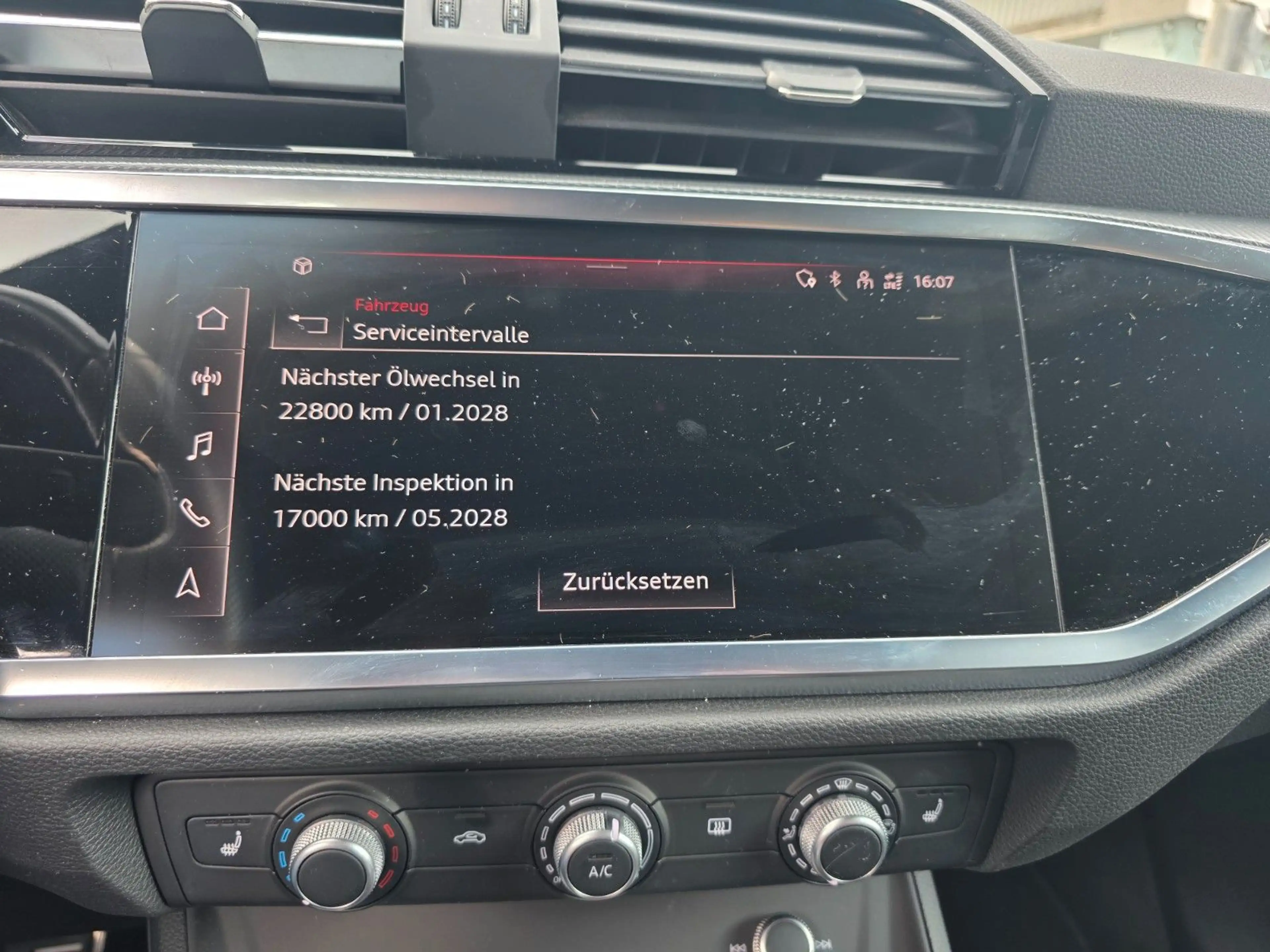 Audi Q3 Sportback 35 TDI S line Autom,Leder,Navi,Kam — photo 23