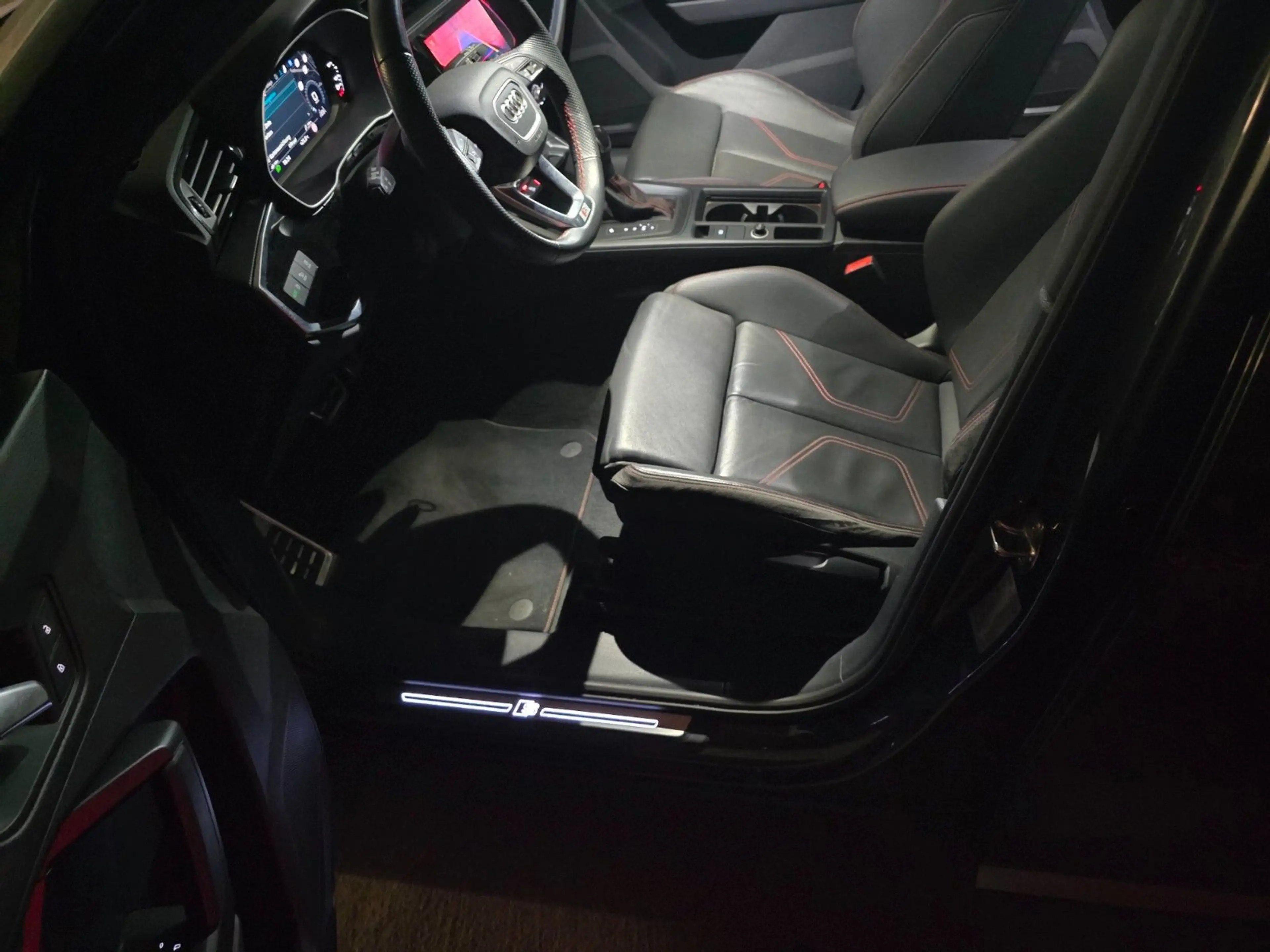 Audi Q3 Sportback 35 TDI S line Autom,Leder,Navi,Kam — photo 21