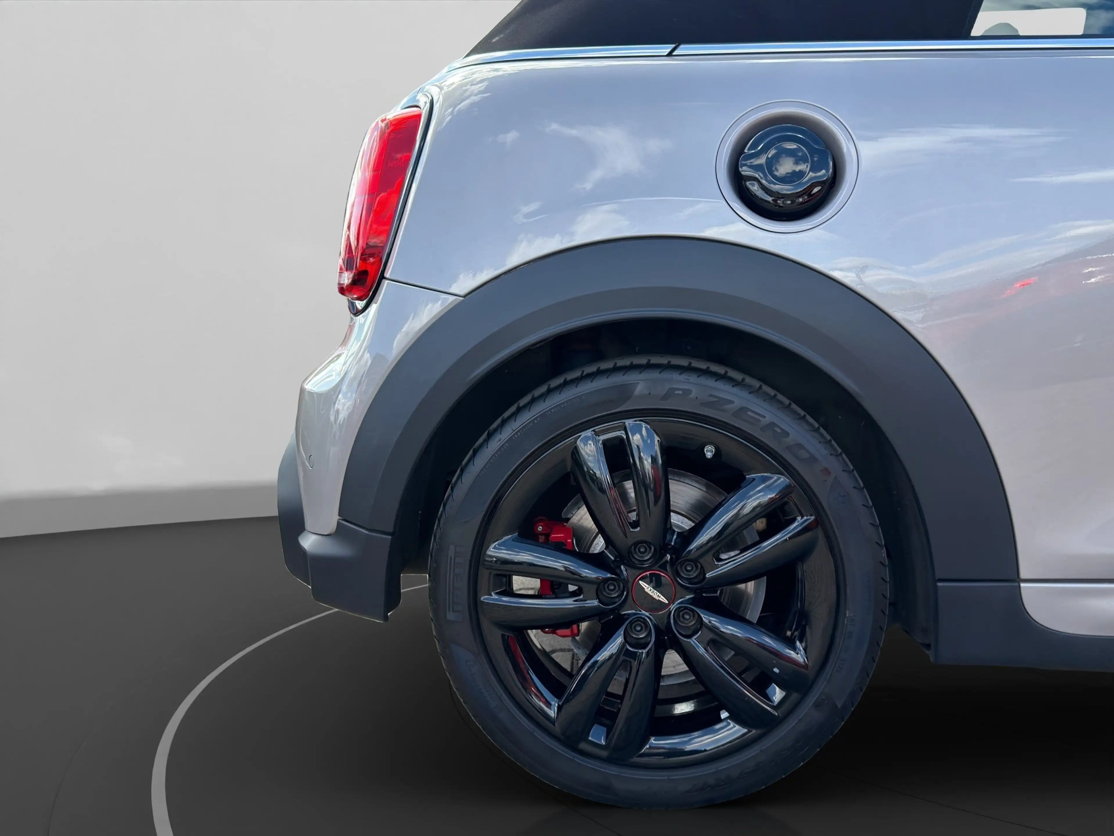MINI John Cooper Works Cabrio John Cooper Works Cabrio Harman/Kardon Driving Ass — photo 12