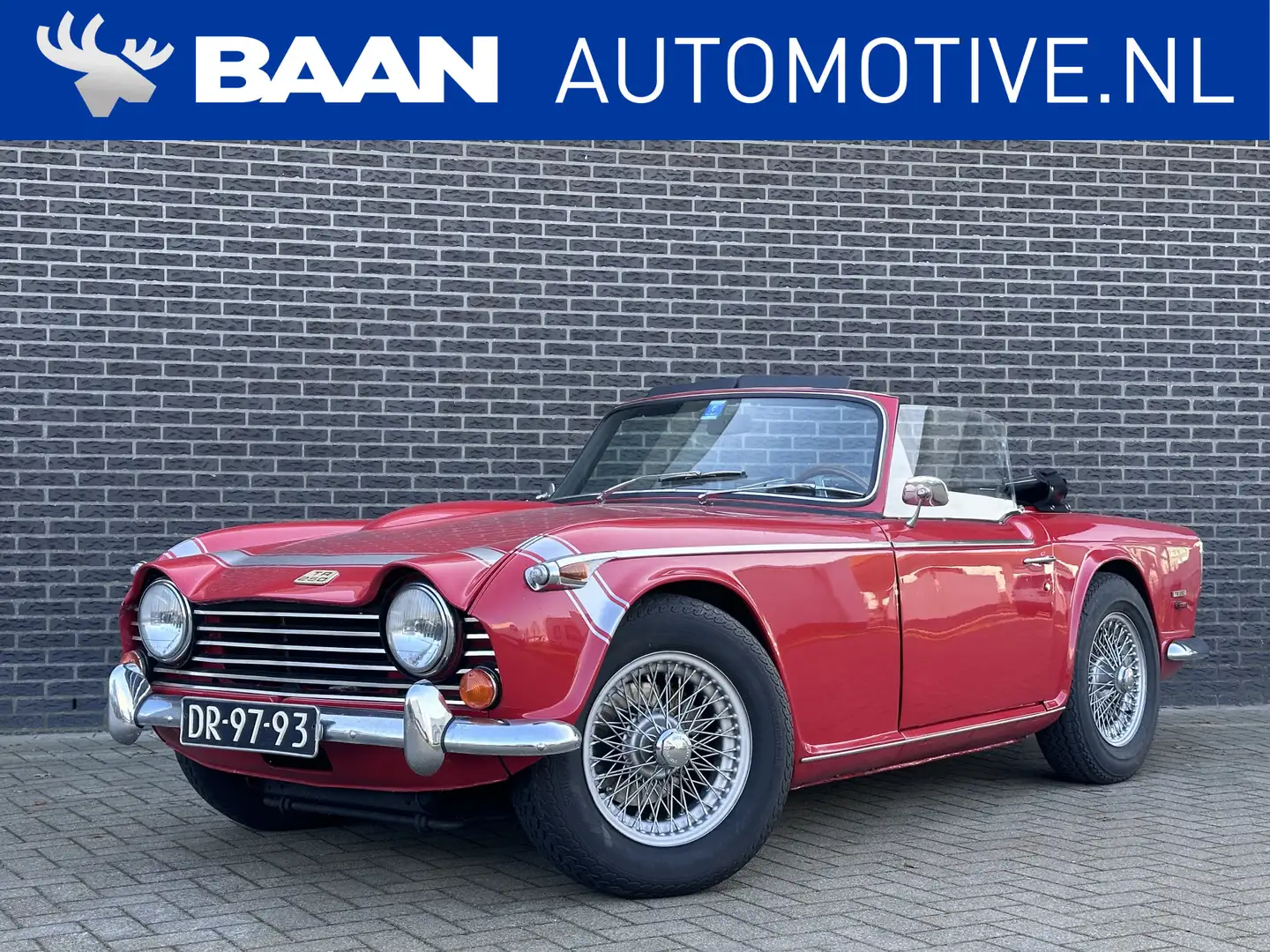 Triumph TR 250 Roşu - 1