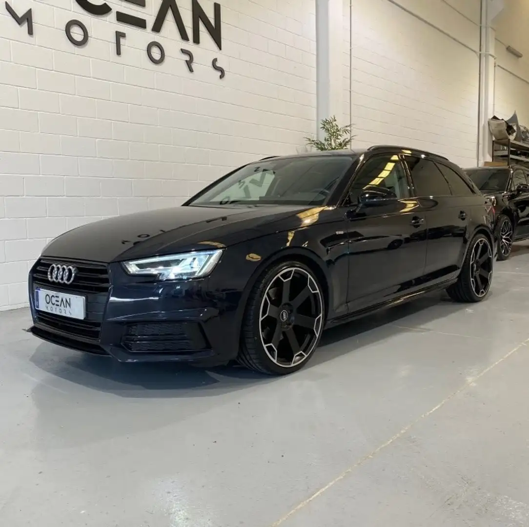 Audi A4 Avant 40 TDI Black line S tronic 140kW Bleu - 1