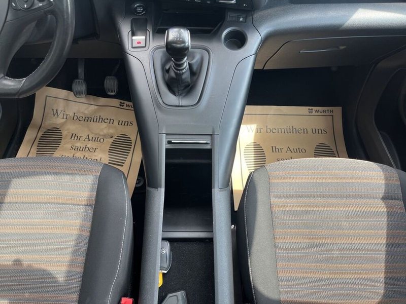 Opel Combo Life Innovation — photo 14
