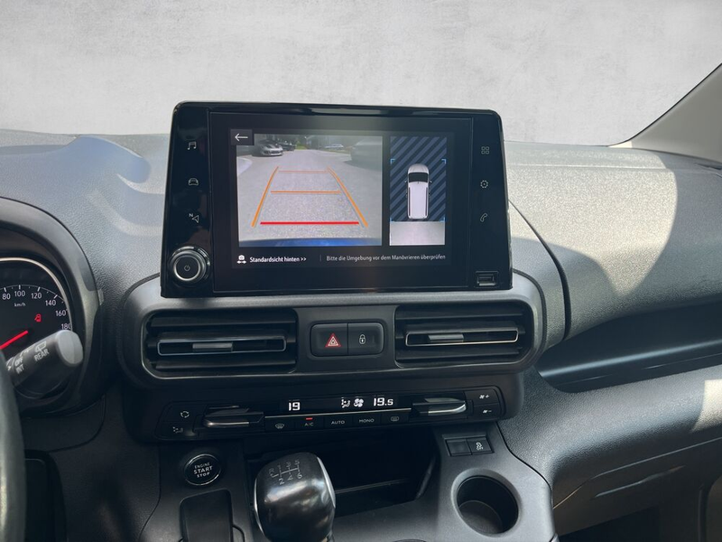 Opel Combo Life Innovation — photo 15