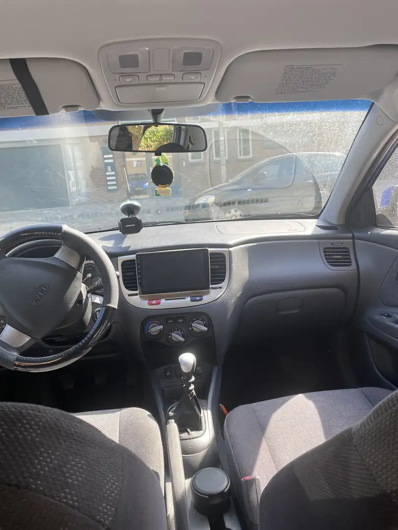 Kia Rio 1.4 X-tra Синий - 1