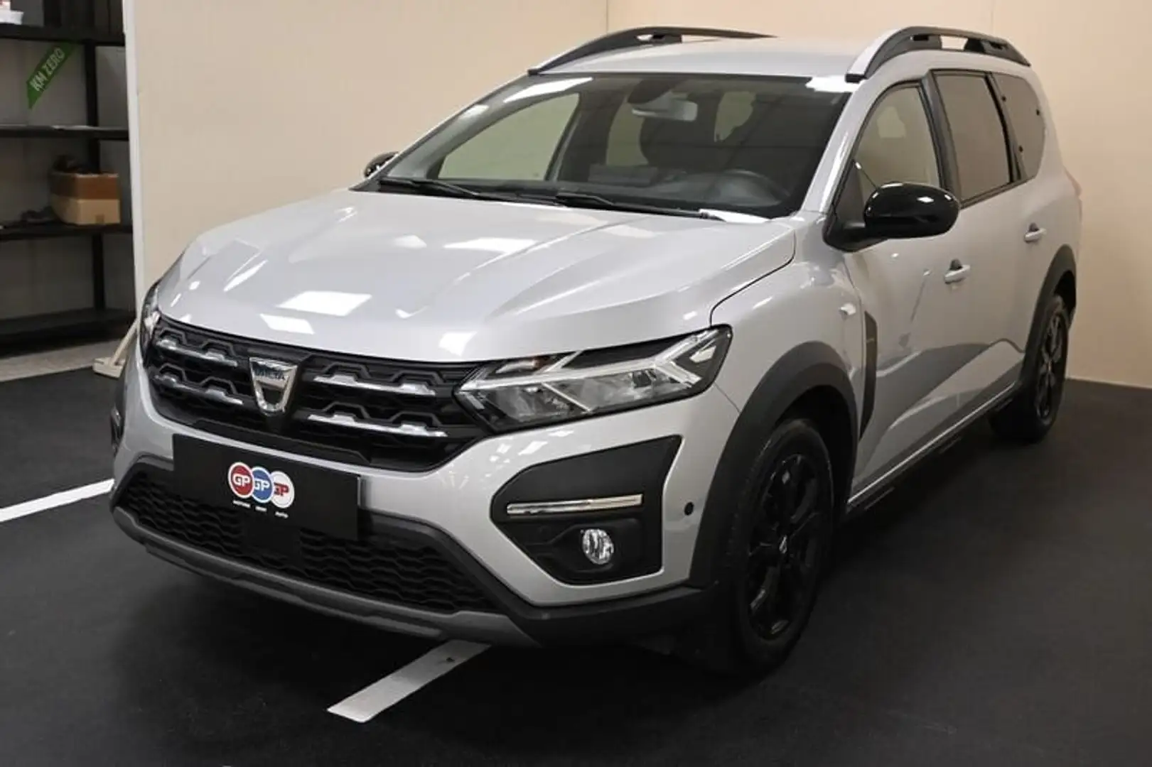 Dacia Jogger 1.0 TCe 110 CV 7 posti Extreme Grigio - 2